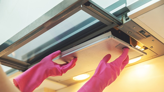 How to Clean Range Hood Filters: Explaining the Four Types of