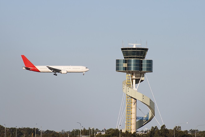 plane landing