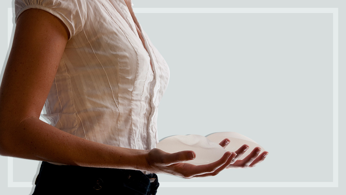 Elskede Rød dato indsats How to buy the best breast implants and breast augmentation | CHOICE