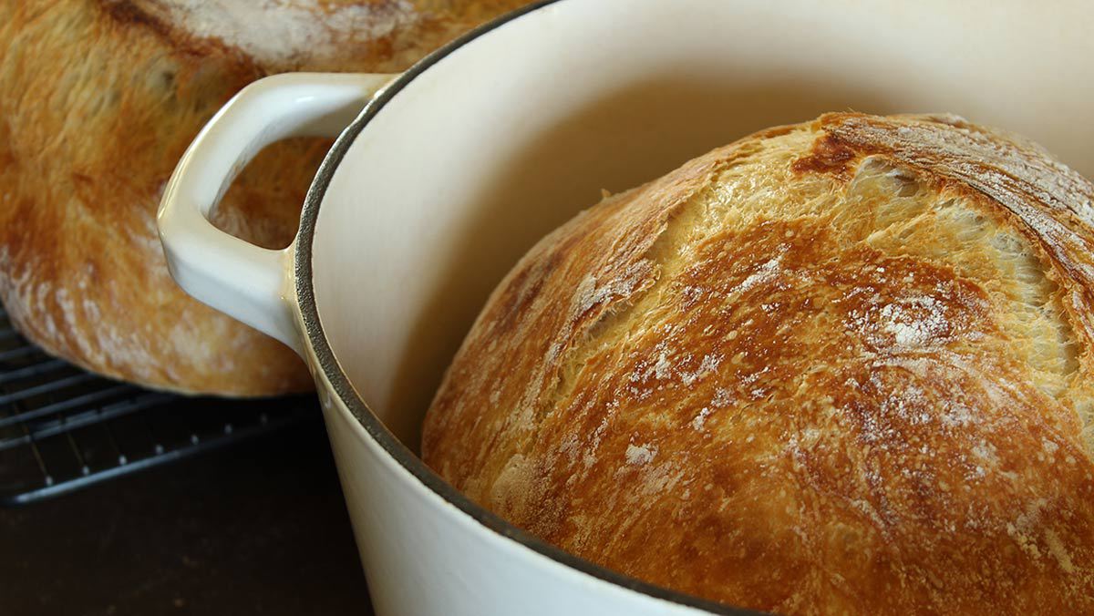 How to bake bread in your cast-iron pot or dutch oven