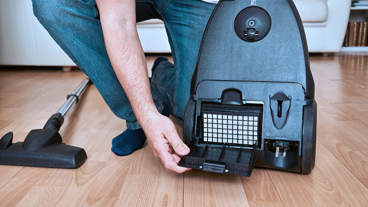 How to clean a vacuum cleaner | CHOICE