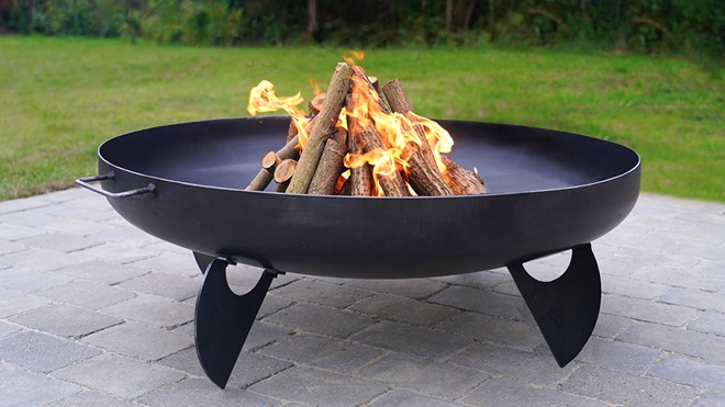 Should You Use An Outdoor Fire Pit, How To Stop Cast Iron Fire Pit From Rusting